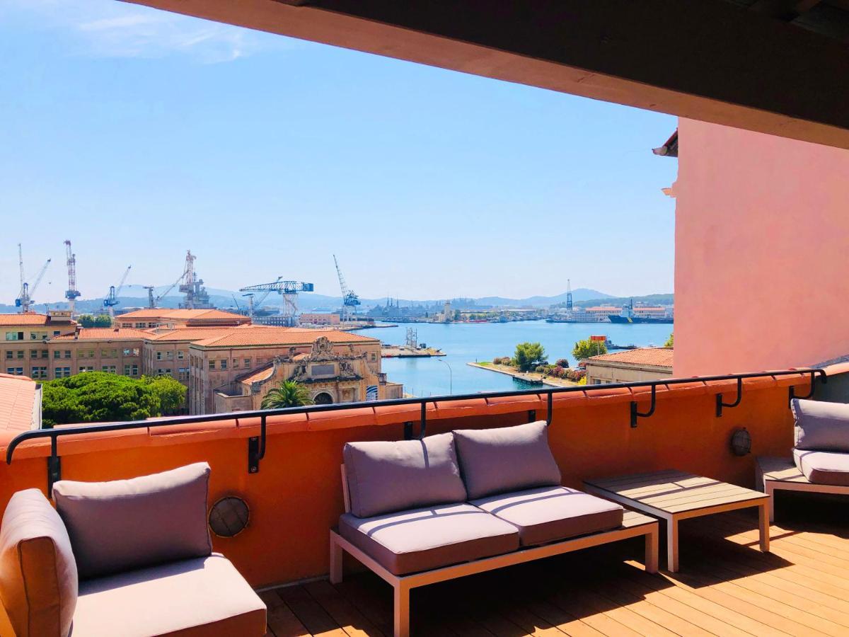 L'Eautel Toulon Centre Port Hotel Exterior photo