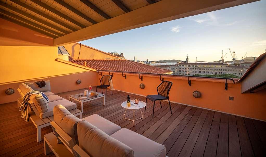 L'Eautel Toulon Centre Port Hotel Restaurant photo